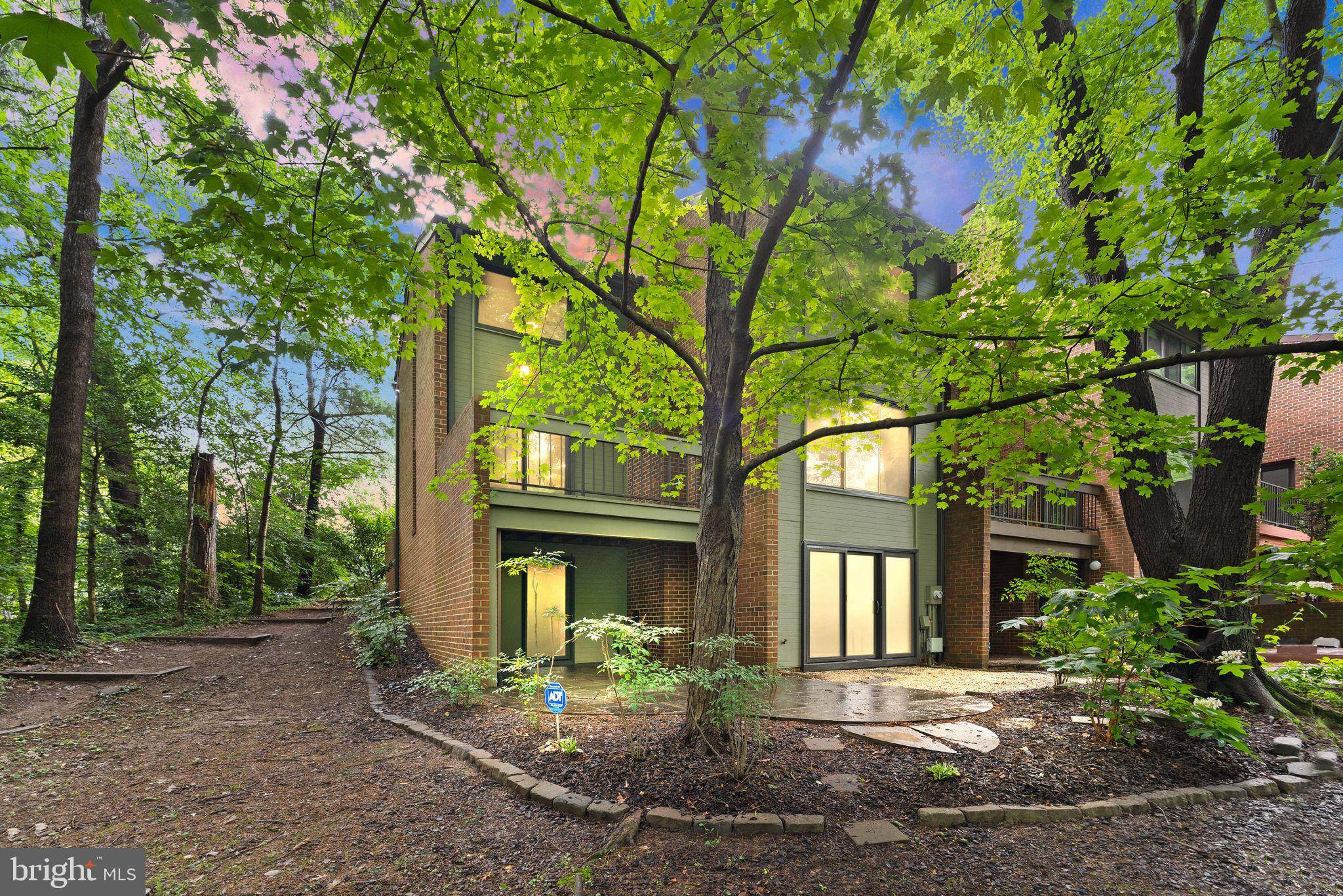 Reston, VA 20191,11639 HUNTERS GREEN CT