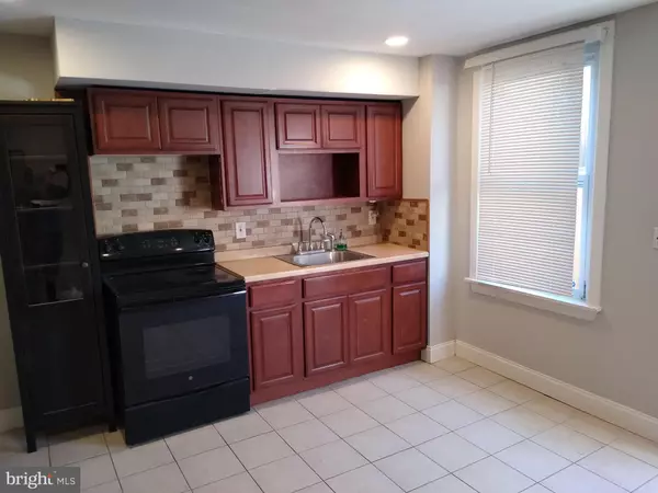 Conshohocken, PA 19428,175 FRONT ST