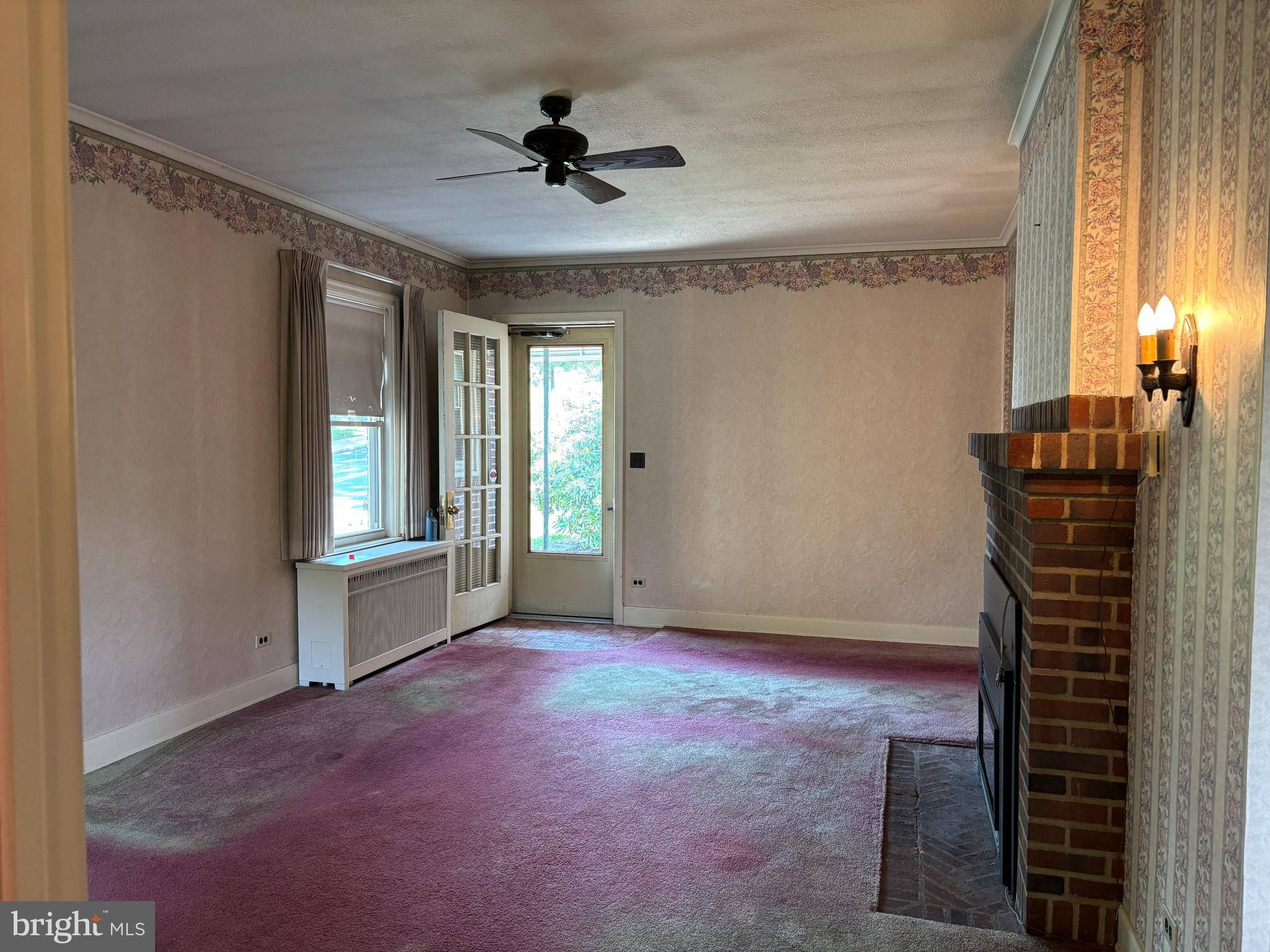 Ephrata, PA 17522,400 E MAIN ST