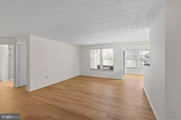 Odenton, MD 21113,700 ORCHARD OVERLOOK #203