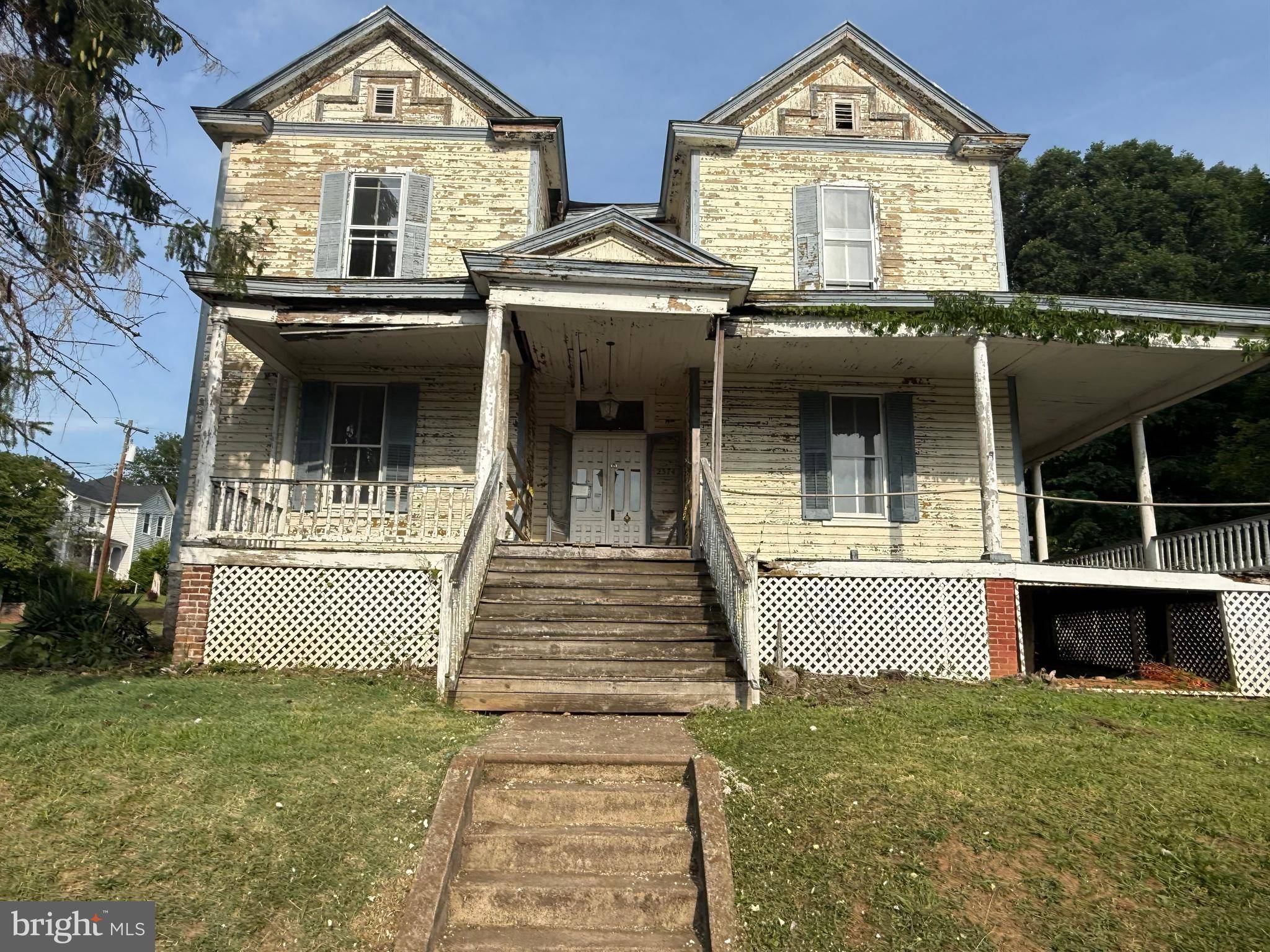 2374 MAPLE AVE, Buena Vista, VA 24416