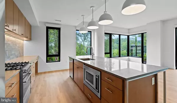 North Bethesda, MD 20852,10511 STRATHMORE HALL ST #3B-3A-805