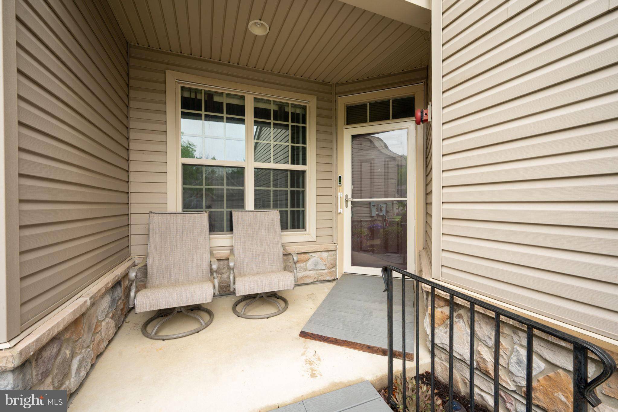 Newark, DE 19713,5 FOUNTAINVIEW DR #23