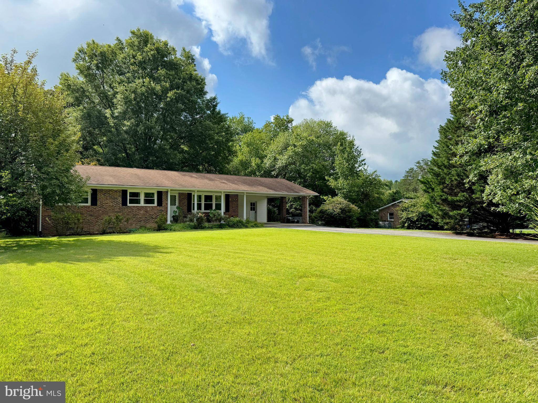 8070 WHEATLEY RD, La Plata, MD 20646