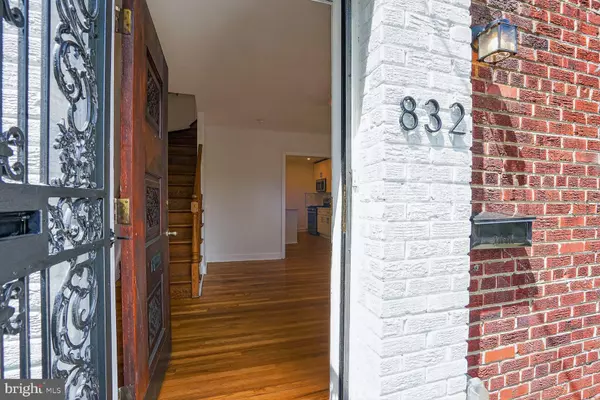 832 DELAFIELD ST NE, Washington, DC 20017