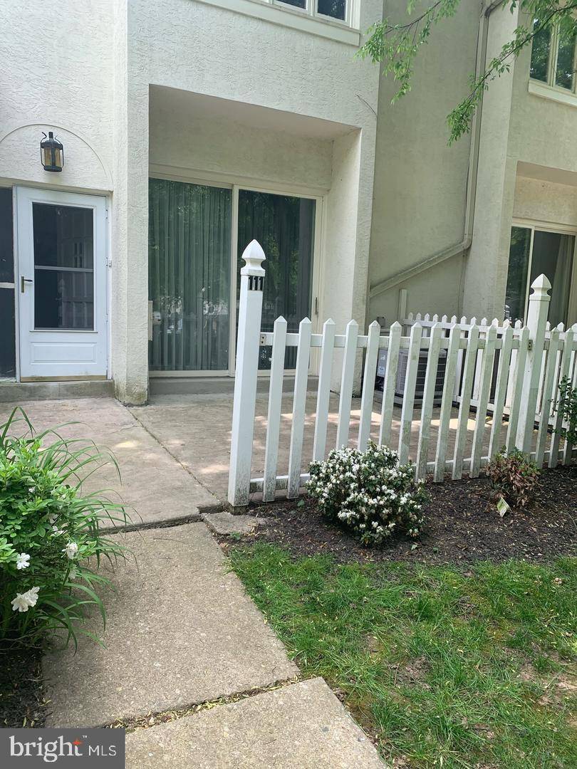 Bryn Mawr, PA 19010,111 MONTROSE AVE #111