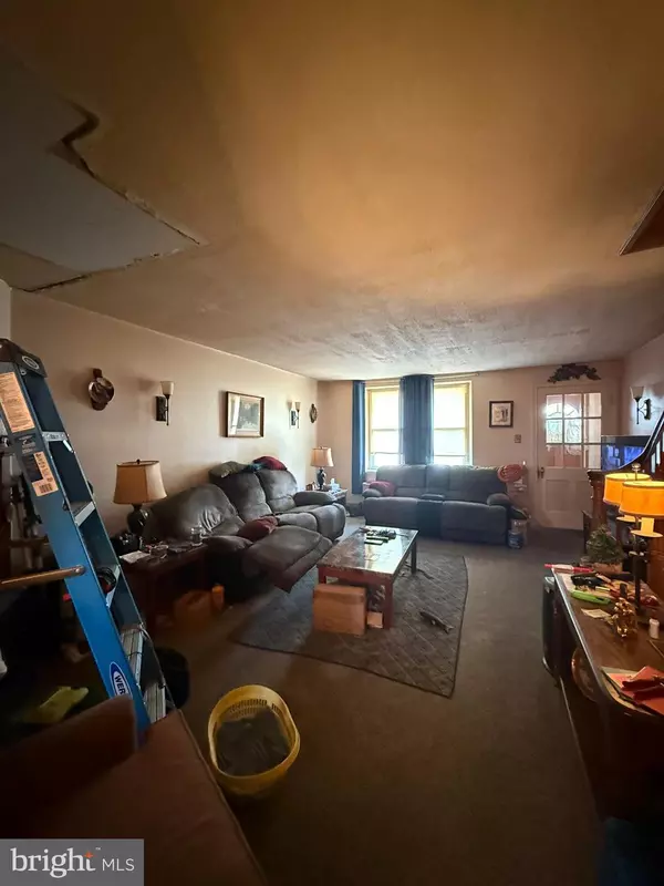 Philadelphia, PA 19135,7221 CHARLES ST