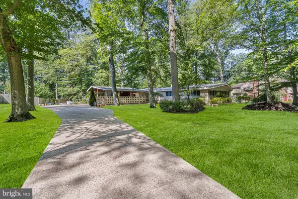 Moorestown, NJ 08057,25 ORIOLE WAY