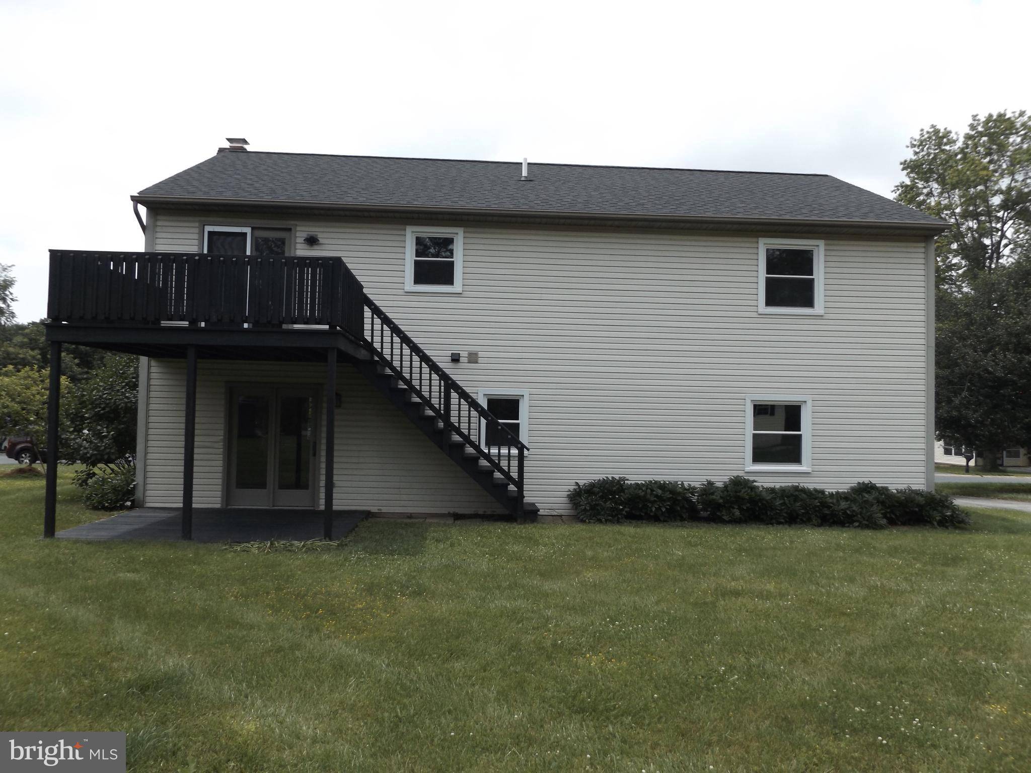 Lancaster, PA 17602,235 LANDIS DR