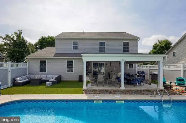 Palmyra, PA 17078,462 FENCEPOST LN