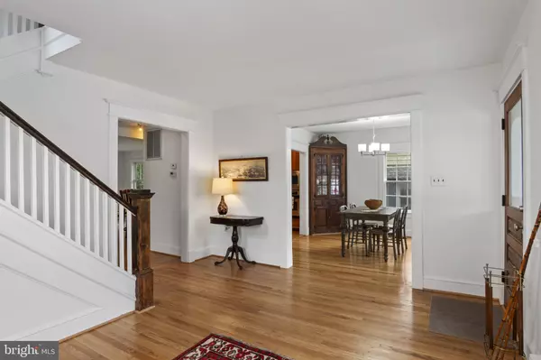 Alexandria, VA 22301,20 E BELLEFONTE AVE