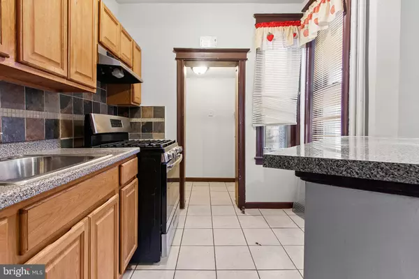 Philadelphia, PA 19132,2904 N TANEY ST