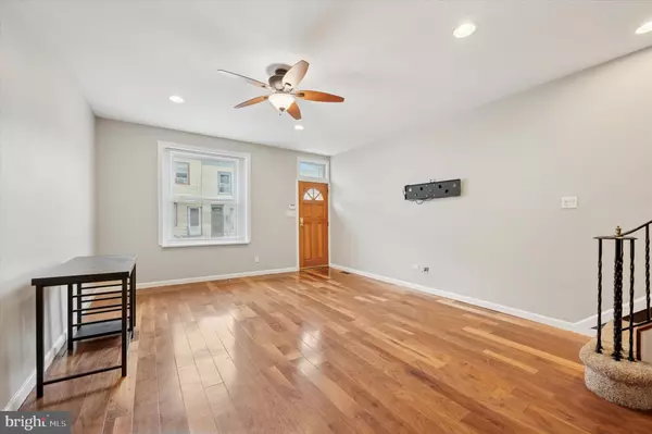 Philadelphia, PA 19128,211 DAWSON ST