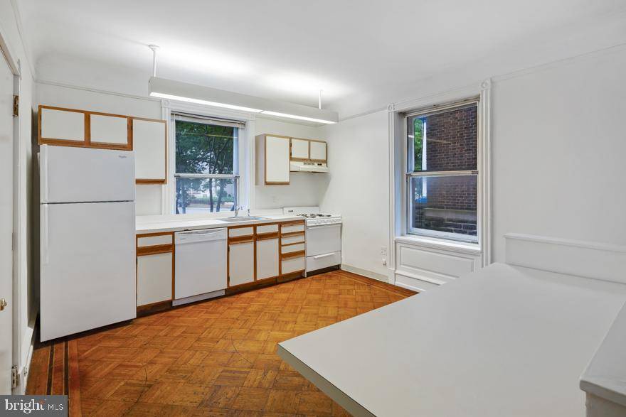 Philadelphia, PA 19104,3512 LANCASTER AVE #1E