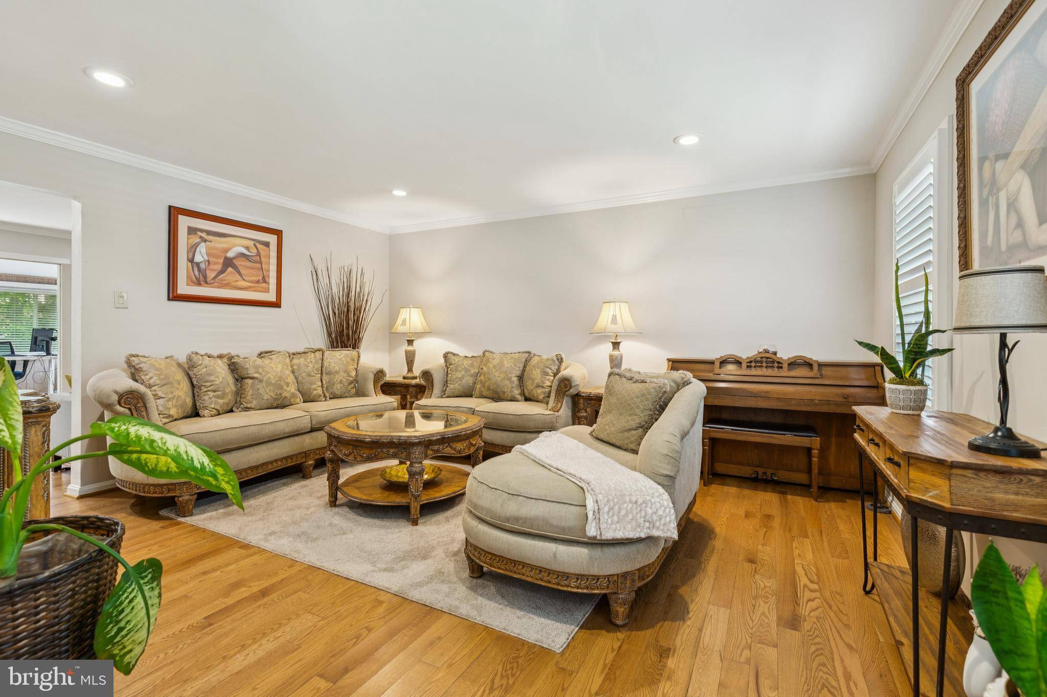 Annandale, VA 22003,4914 KING DAVID BLVD