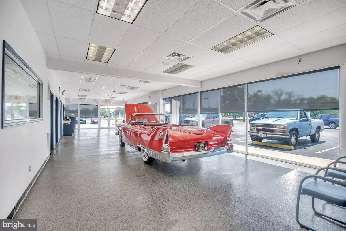 Pennsville, NJ 08070,200 S BROADWAY