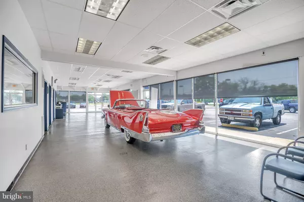 200 S BROADWAY, Pennsville, NJ 08070