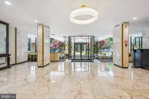 North Bethesda, MD 20852,11801 ROCKVILLE PIKE #712