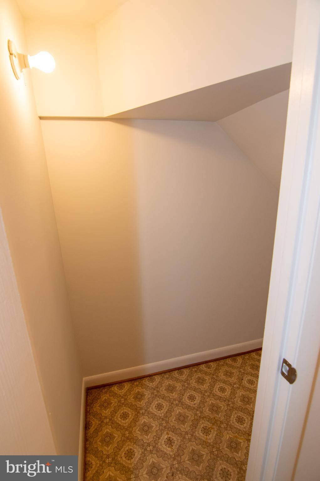 Arlington, VA 22203,4433 7TH ST N