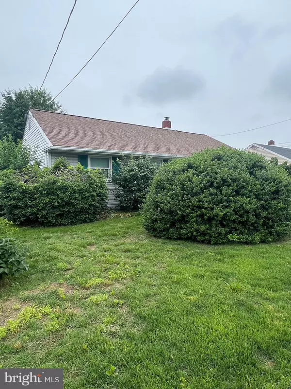 Bellmawr, NJ 08031,44 MIDWAY LN
