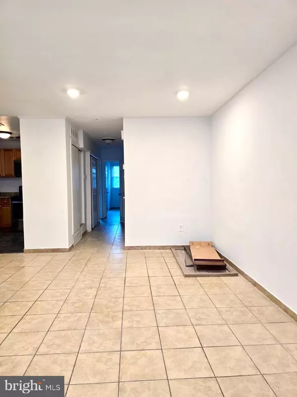 Philadelphia, PA 19114,9400 FAIRGREEN LN
