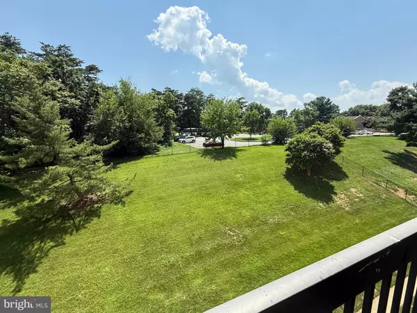 Alexandria, VA 22304,6300 STEVENSON AVE #419