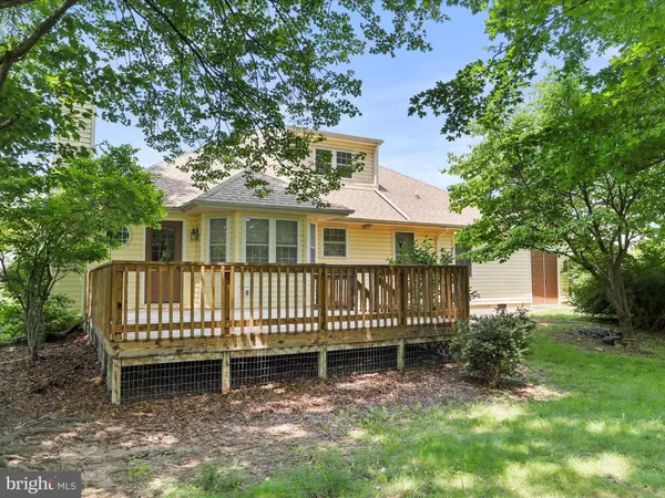 Martinsburg, WV 25403,262 BABBLING BROOK LN