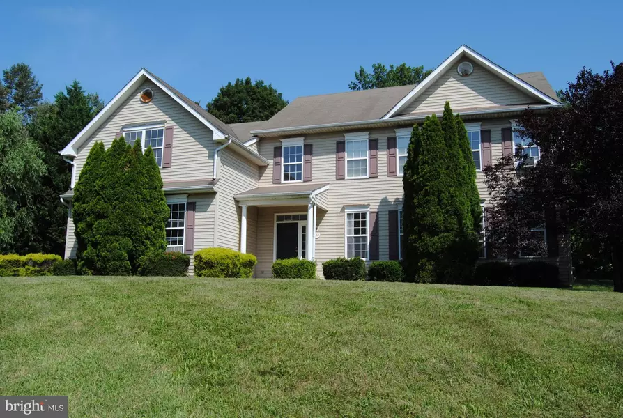 602 CROSSHILL RD, Royersford, PA 19468