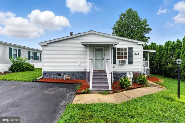 Lancaster, PA 17603,222 LONGWOOD CT W