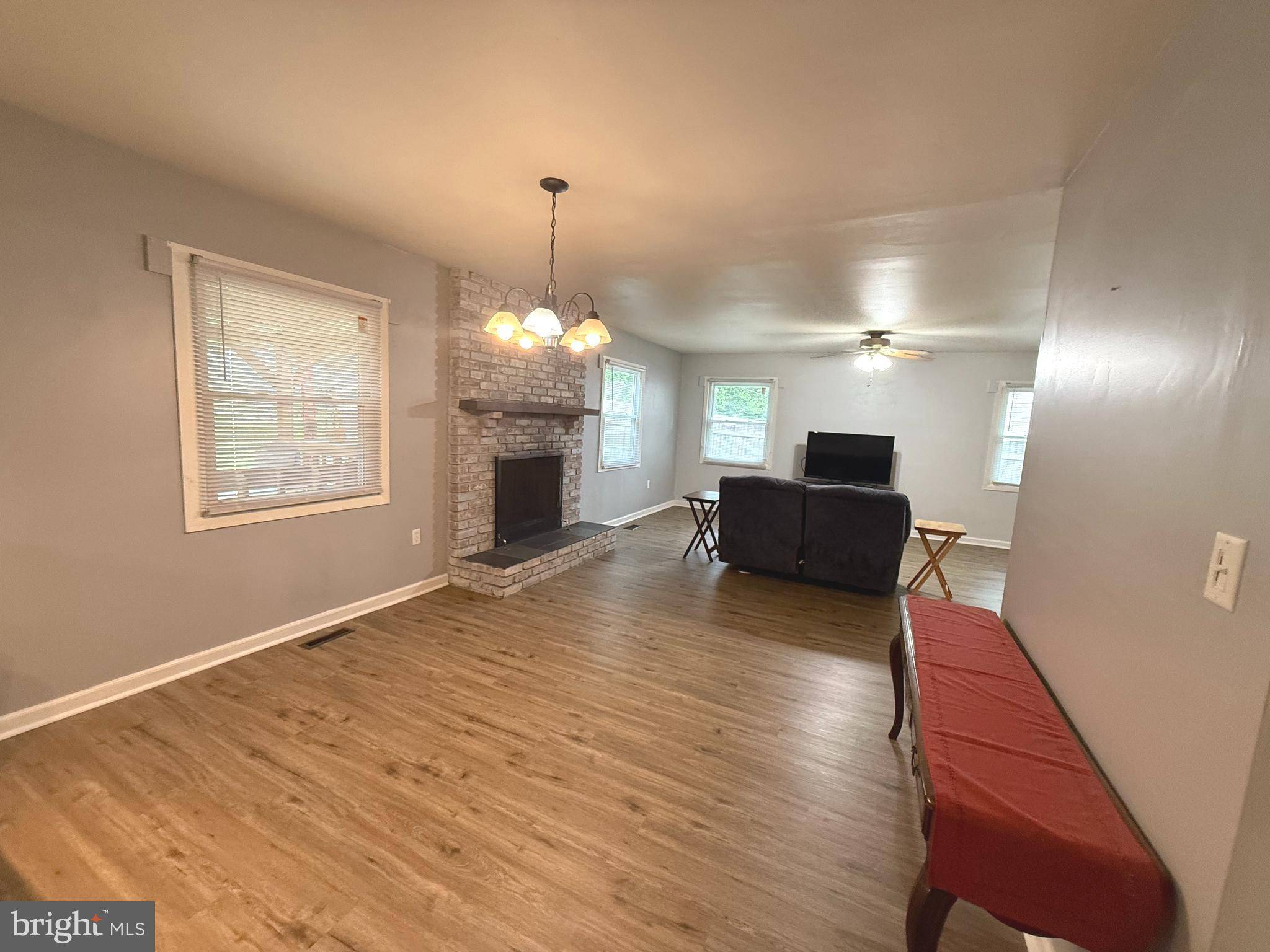 Willingboro, NJ 08046,52 HENDERSON LN