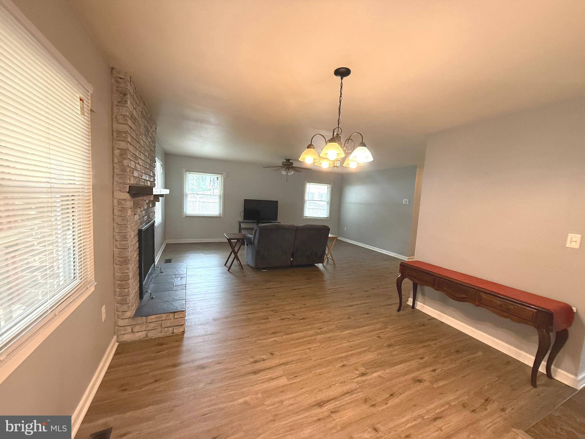 Willingboro, NJ 08046,52 HENDERSON LN
