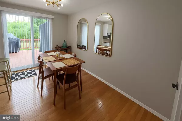 Germantown, MD 20874,12442 QUAIL WOODS DR