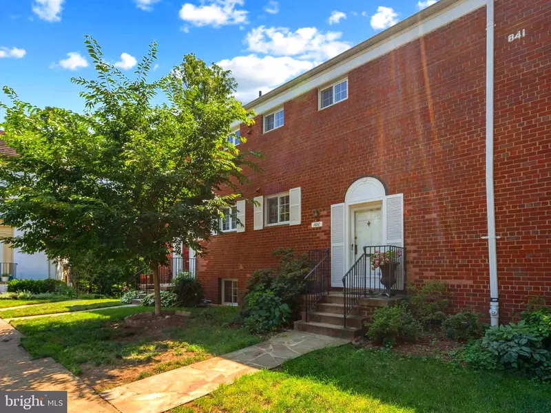 1610 RIPON PL, Alexandria, VA 22302