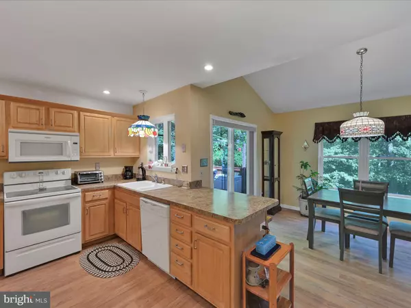 Auburn, PA 17922,2528 PAPOOSE DR