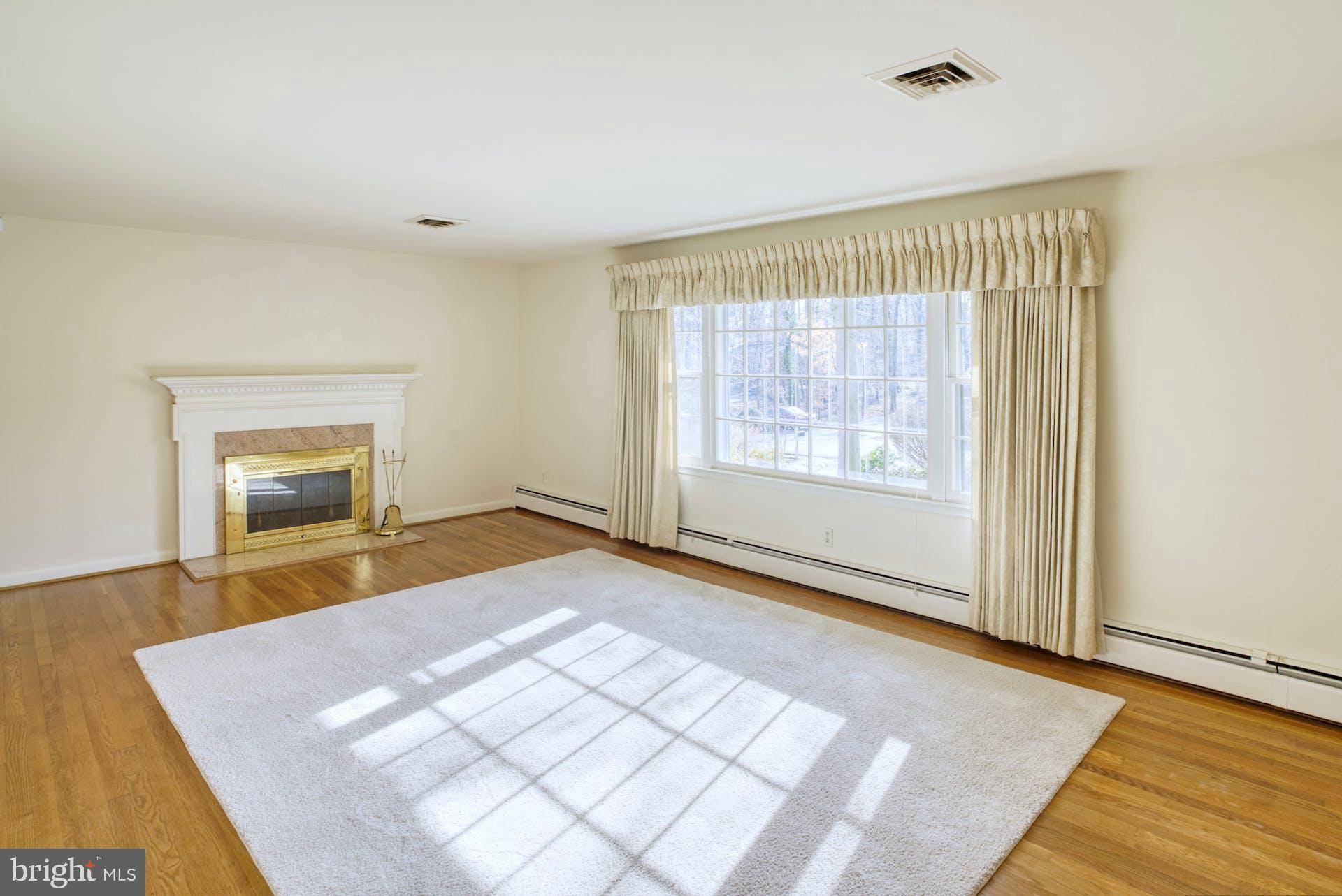 Alexandria, VA 22312,4925 TUNLAW ST