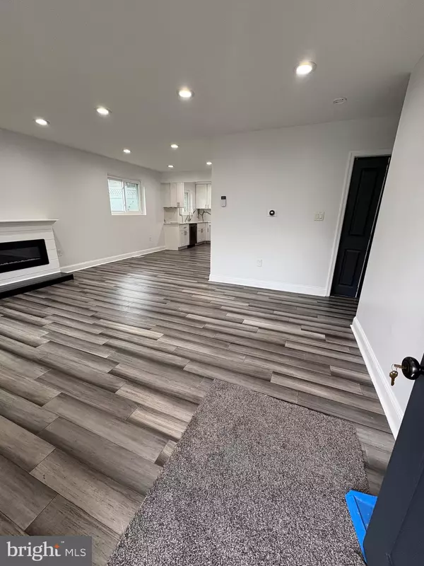 Cheverly, MD 20785,2419 VALLEY WAY