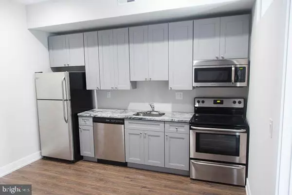 Philadelphia, PA 19104,3100-2 SPRING GARDEN ST #2W