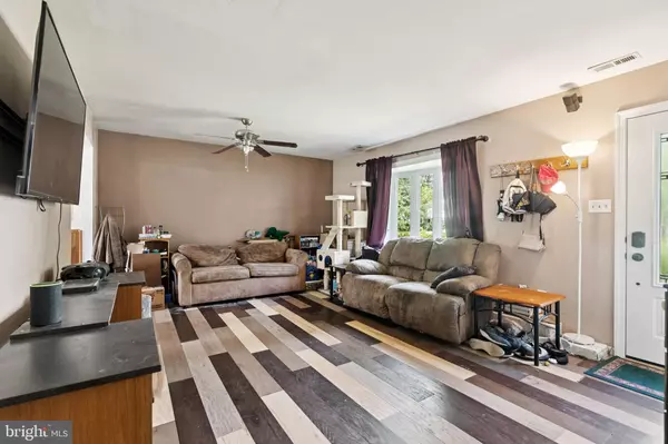 Browns Mills, NJ 08015,120 CLUBHOUSE RD