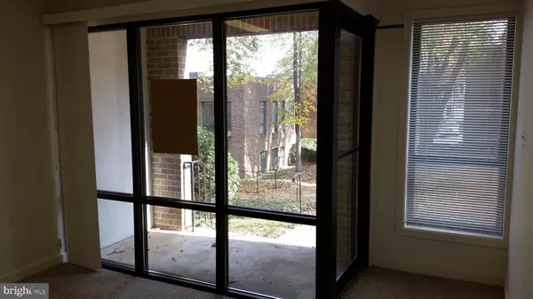 Falls Church, VA 22043,7633 LEESBURG PIKE