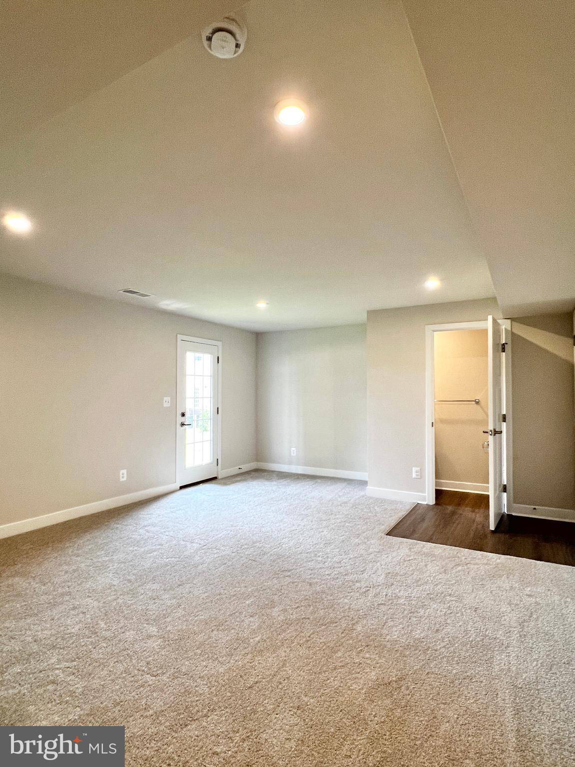 Newark, DE 19702,2103 RIVERS DR