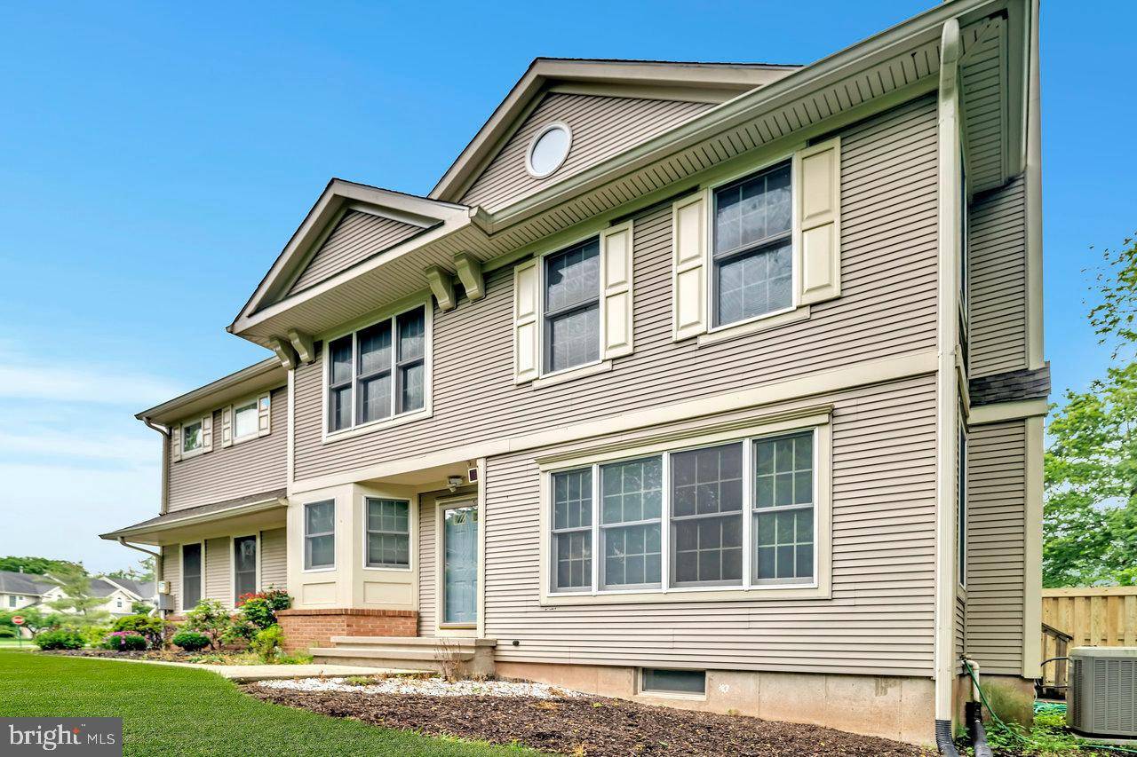 Princeton, NJ 08540,166 NEIL CT