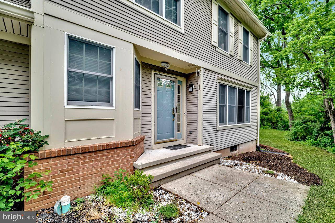 Princeton, NJ 08540,166 NEIL CT