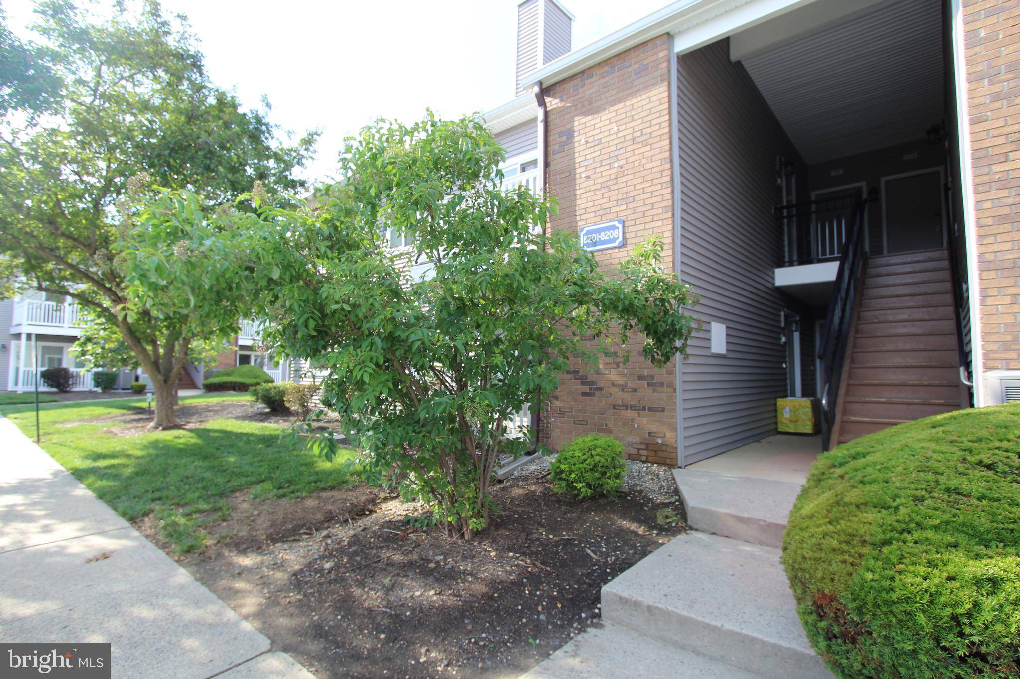 Plainsboro, NJ 08536,8201 TAMARRON DR