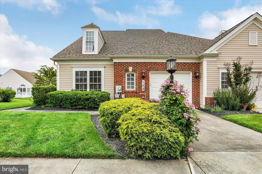 152 SADDLETOP DR #354, Taneytown, MD 21787