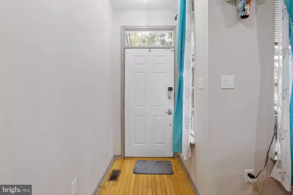 Dayton, NJ 08810,1905 DAHLIA CIR
