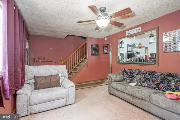 Mount Ephraim, NJ 08059,209 NICHOLSON RD