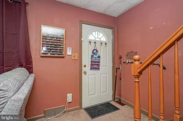 Mount Ephraim, NJ 08059,209 NICHOLSON RD