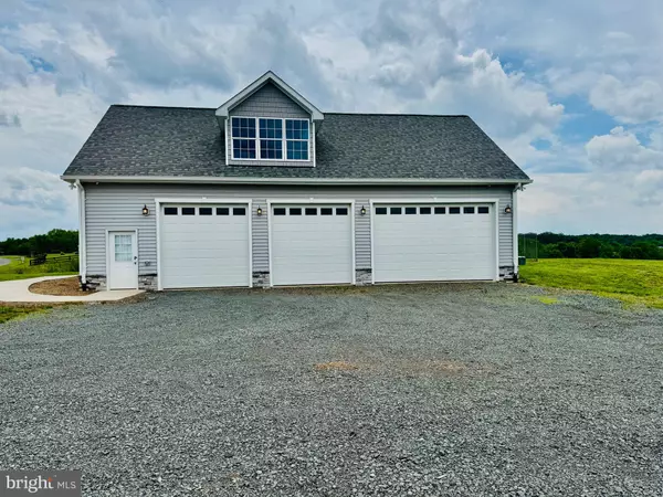 Nokesville, VA 20181,9936 BELL WOOD FARM LN