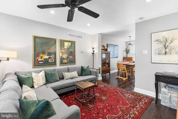 Philadelphia, PA 19128,428 NAOMI ST