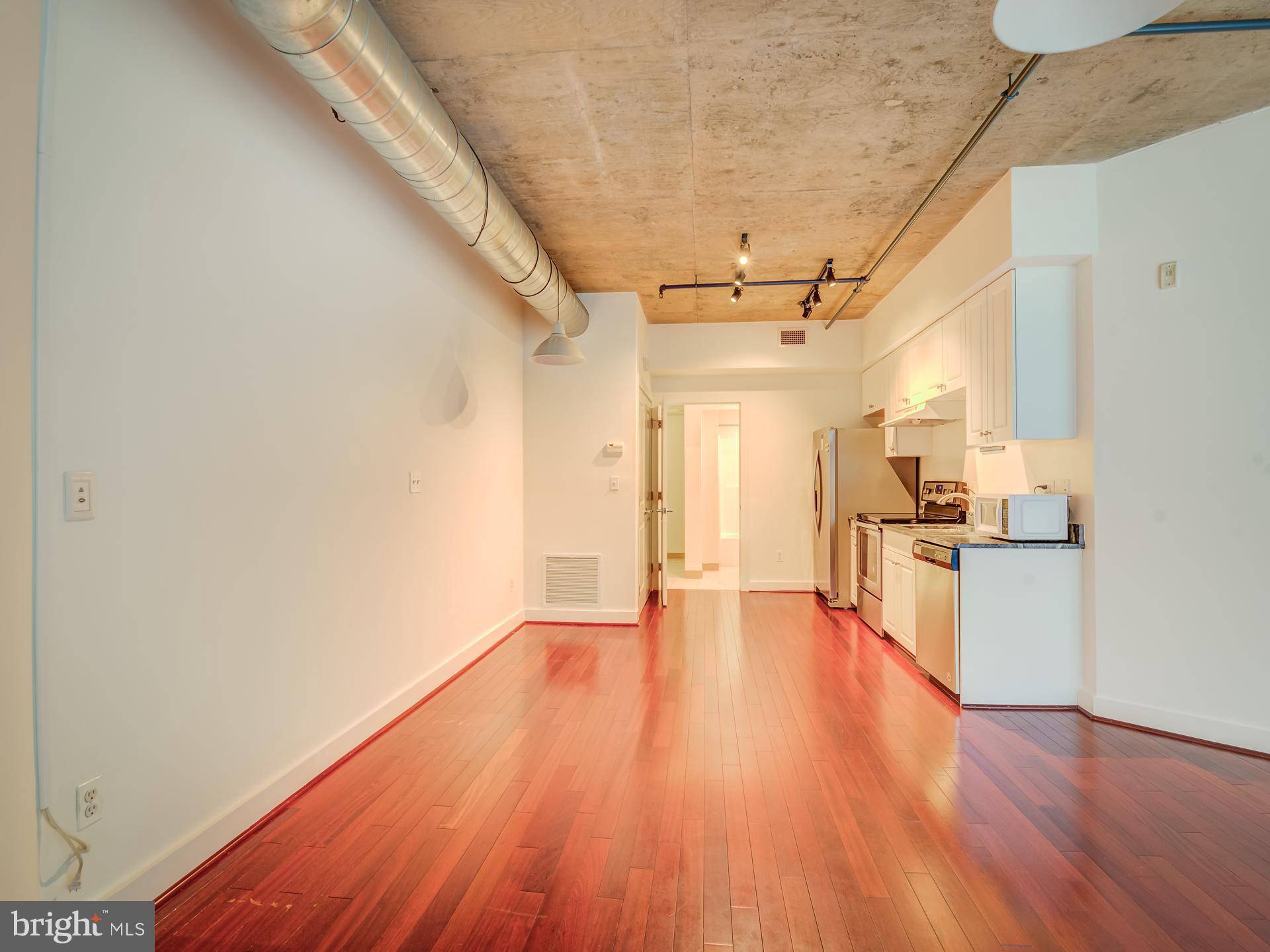 Washington, DC 20009,2301 CHAMPLAIN ST NW #T03